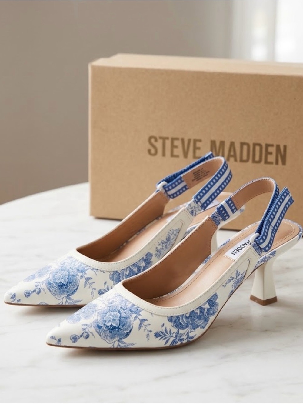 Steve Madden White Floral Pointed Slingback Heels with Blue Print